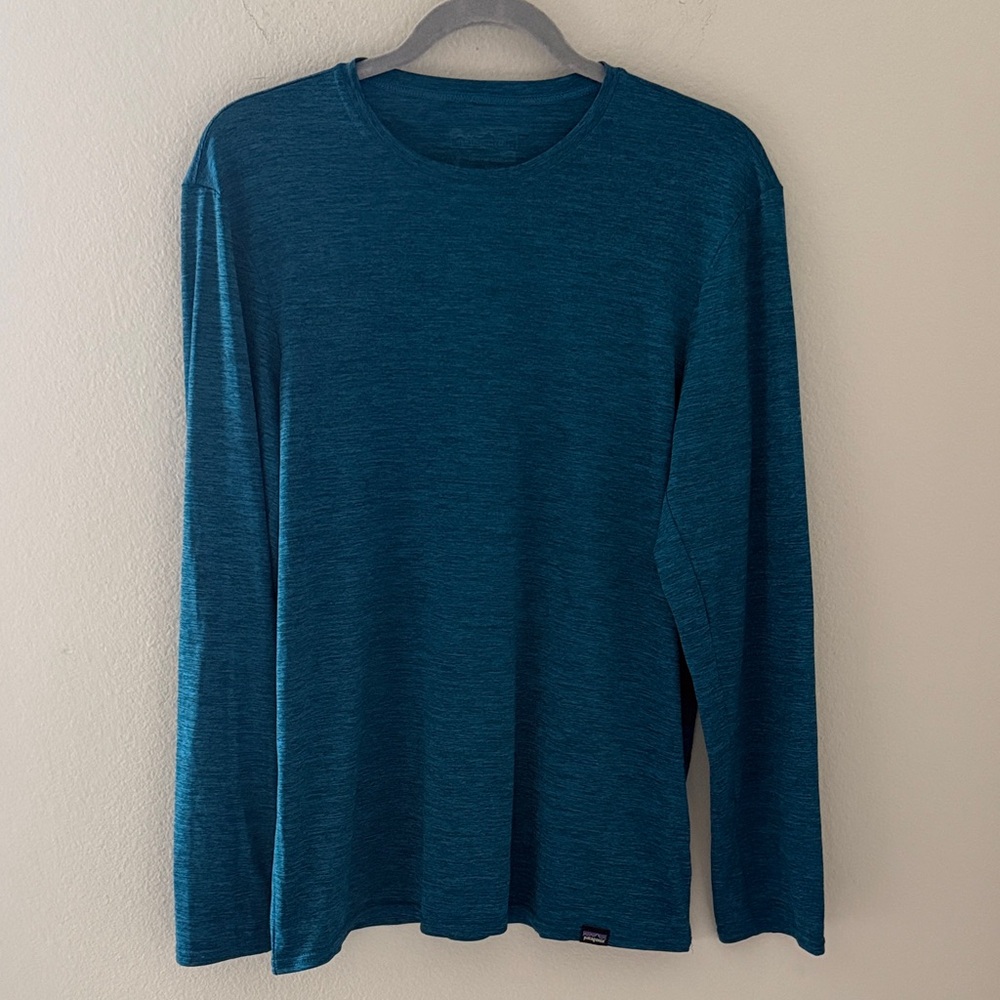 Patagonia Women’s Deep Blue Long‎ Sleeve Baselayer Shirt Size Medium